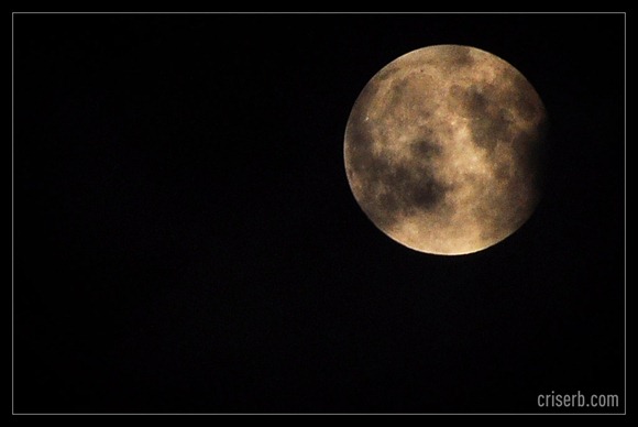 eclipsa-totala-de-luna10 eclipsa-totala-de-luna10