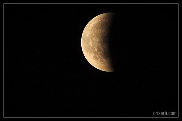 eclipsa-totala-de-luna5 eclipsa-totala-de-luna5