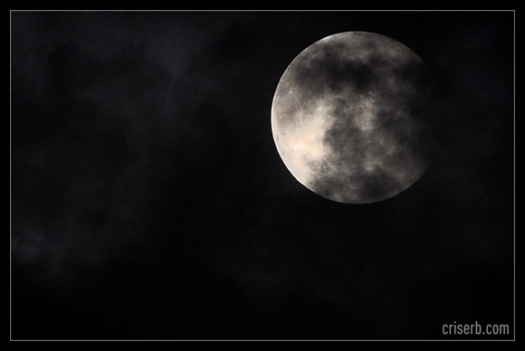 eclipsa-totala-de-luna9 eclipsa-totala-de-luna9
