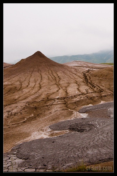 vulcanii-noroiosi-02[6]