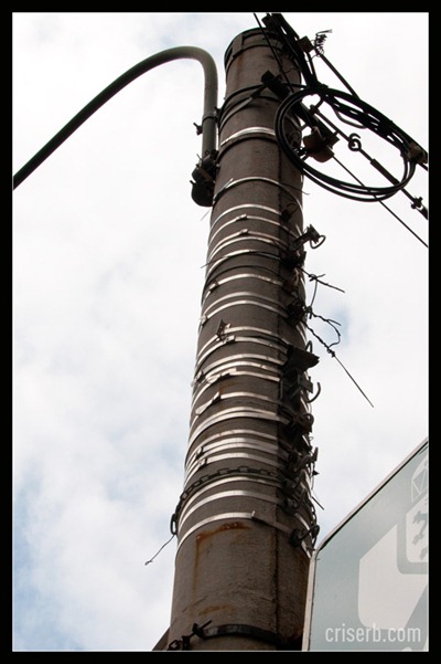 cablurile-de-pe-stalpi1[4]