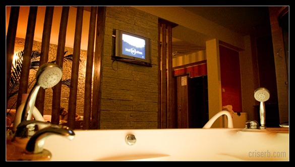 jacuzzi1 jacuzzi1