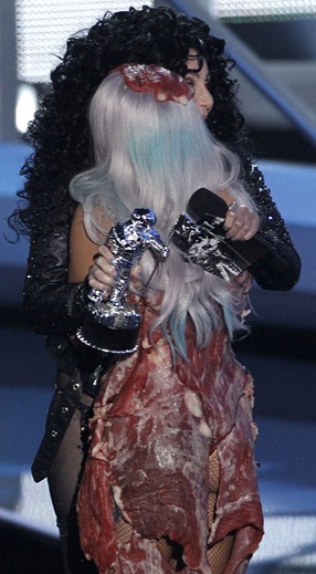 lady-gaga_meat-dress_2 lady-gaga_meat-dress_2