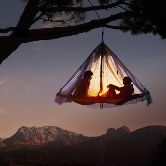 Beautiful-hanging-tent