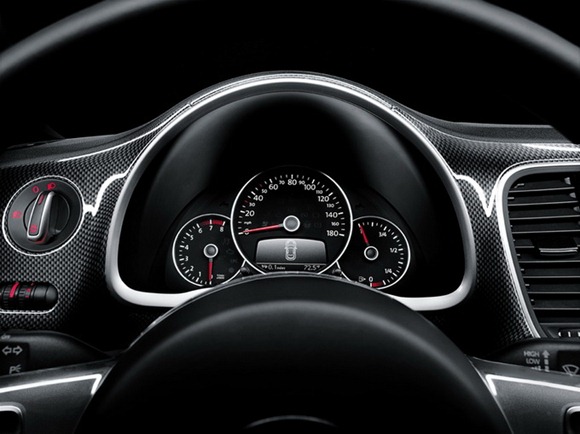 volkswagen-beetle-2012-18_ volkswagen-beetle-2012-18_