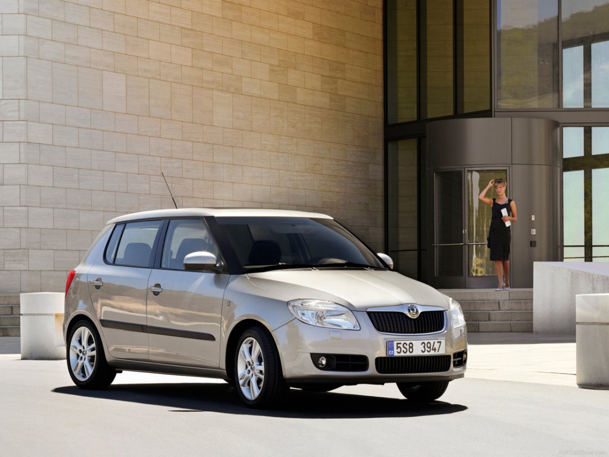 Skoda-Fabia_2007_1280x960_wallpaper_06
